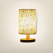 Lampe de chevet bois naturel fleur bois clair